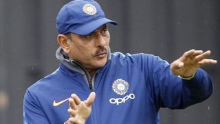 India Head Coach Ravi Shastri Uses 'Tracer Bullet' Reference to Urge People to Stay Indoors Amid Coronavirus Lockdown